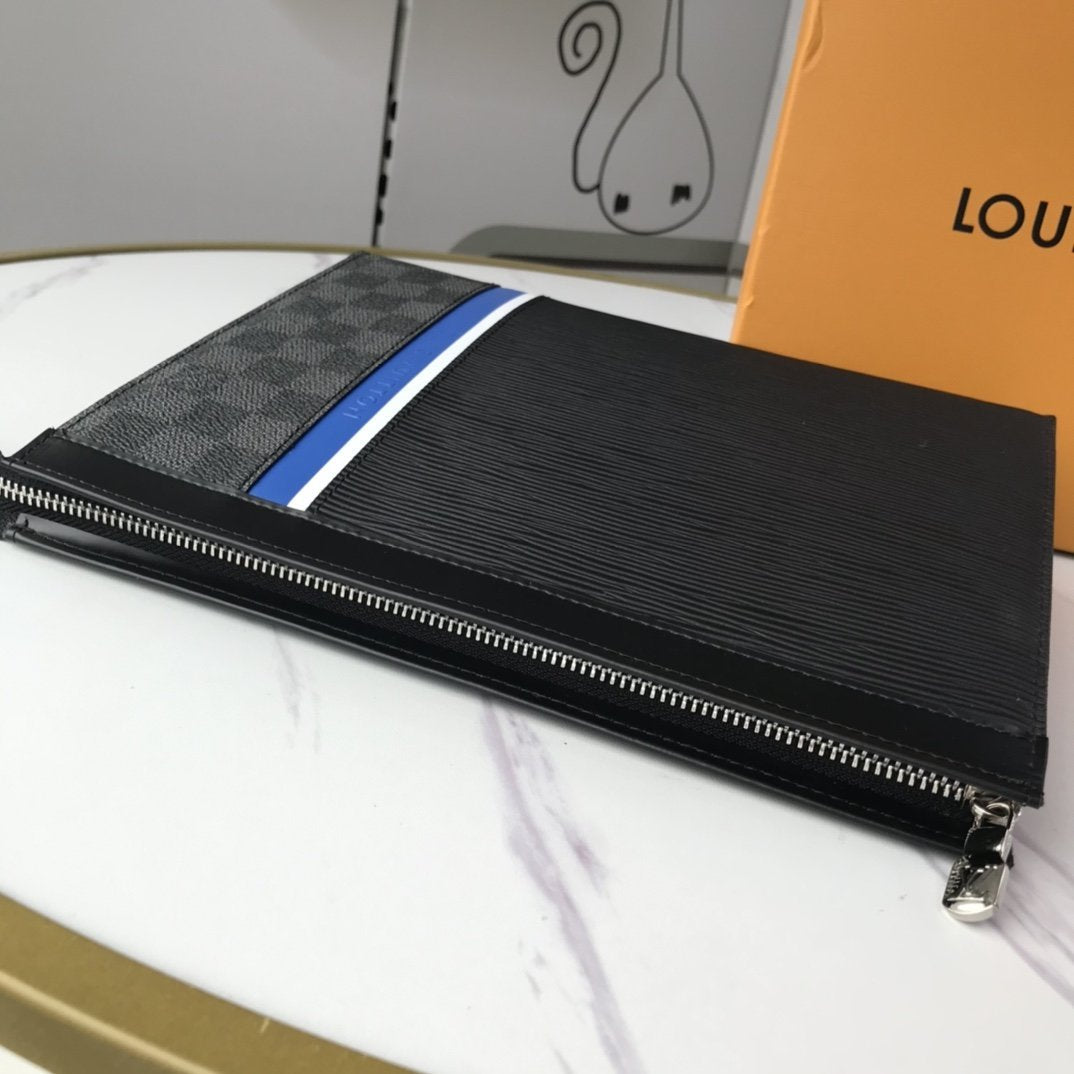 EN - New Arrival Wallet LUV 072