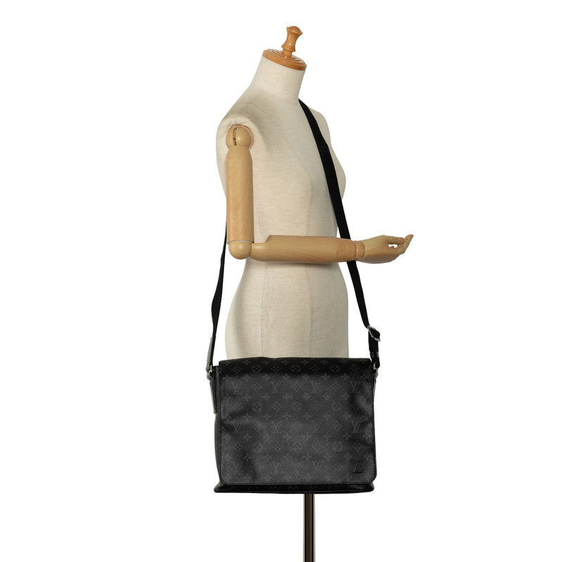 Louis Vuitton Monogram Eclipse District MM NM Shoulder Bag Messenger Bag M44001 Black PVC Leather Men Louis Vuitton