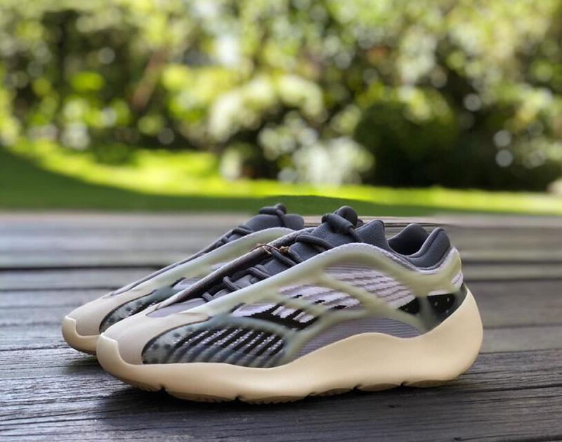 SAMC - NKE Shoes - 748