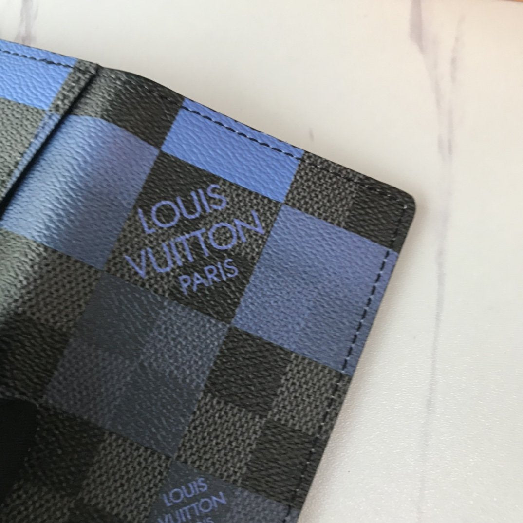 EN - New Arrival Wallet LUV 043