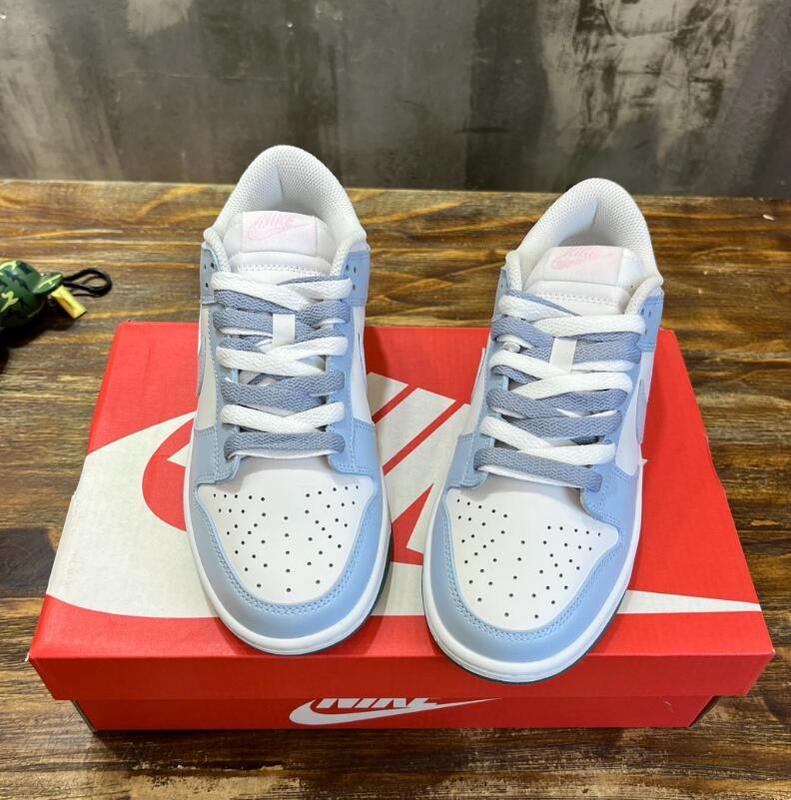 SAMC - NKE Shoes - 267