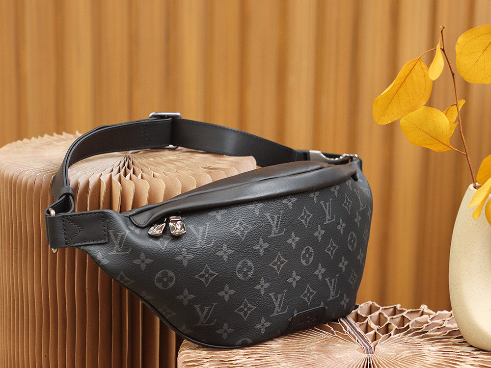LV GLAMIscovery Bumbag PM Monogram Eclipse Canvas For Men, Bags, Belt Bags 17.3in/44cm LV M46035