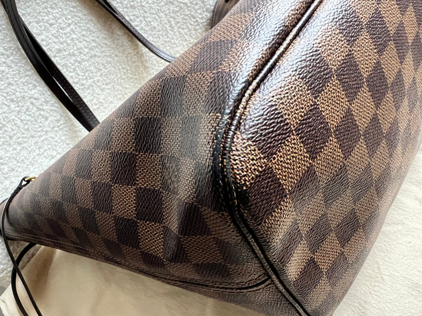 Louis Vuitton Neverfull MM Damier Ebene Cherry Interior (RRP £1,410)