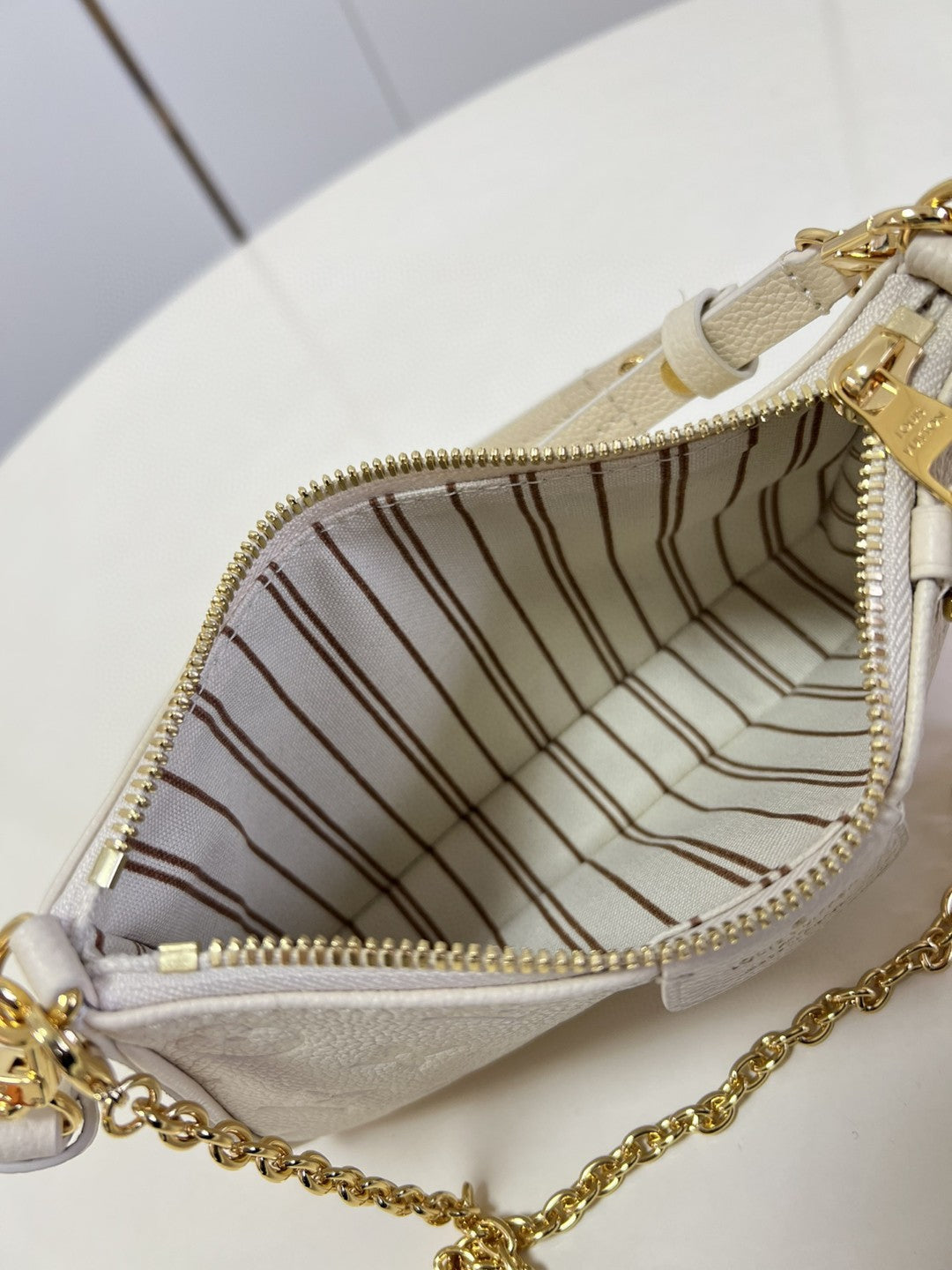 LV Easy Pouch On Strap Monogram Empreinte CrÃƒÂ¨me White For Spring, WomenÃ¢â‚¬â„¢s Handbags, Shoulder Bags 7.5in/19cm LV M81066