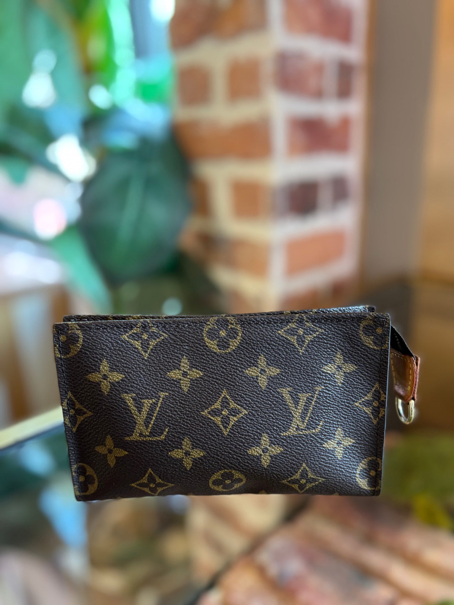 LOUIS VUITTON Monogram Petite Bucket ADI1174