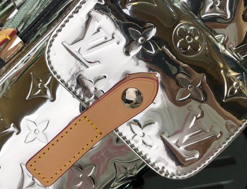 SAMC - LOV Bags - 2138
