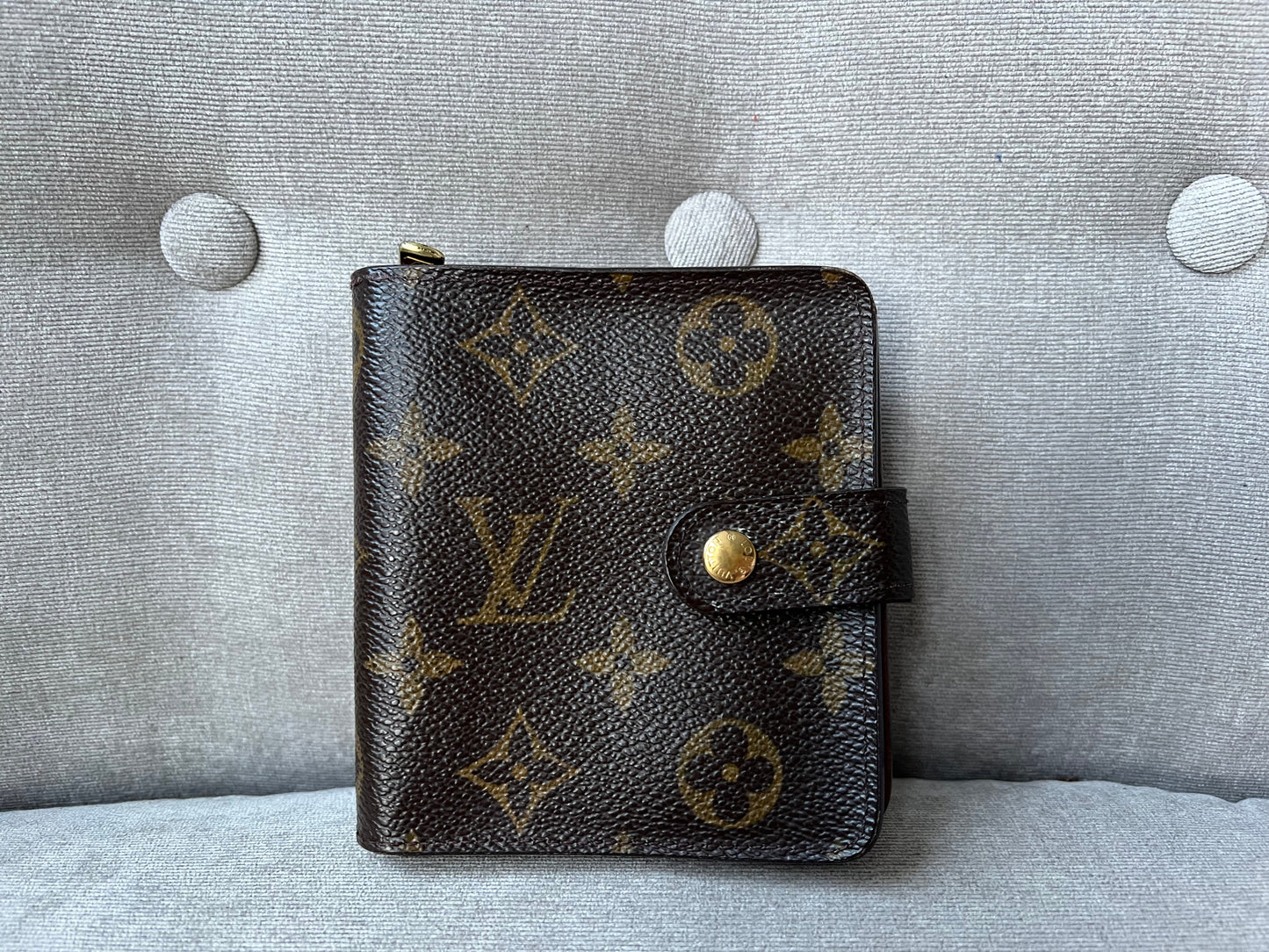 Louis Vuitton Monogram Small Bifold Wallet
