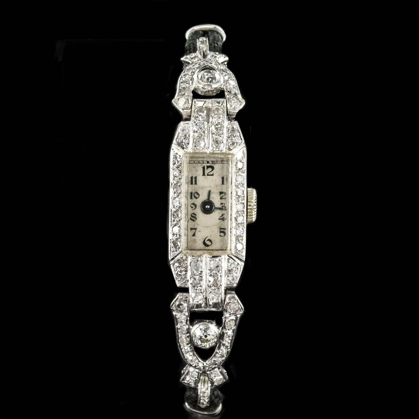 Ladies Platinum white gold Diamond French Art Deco Mechanical Wristwatch, 1925