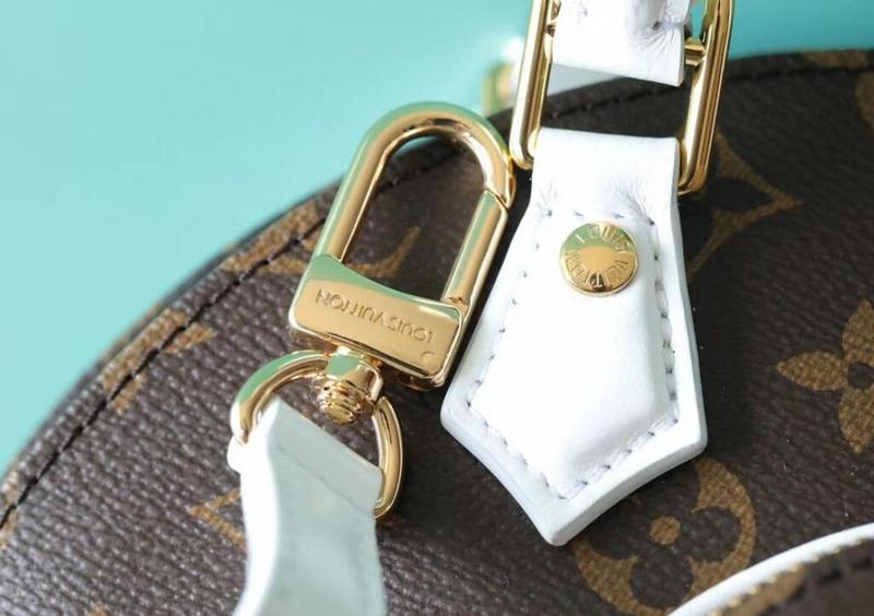 SAMC - LOV Bags - 1741