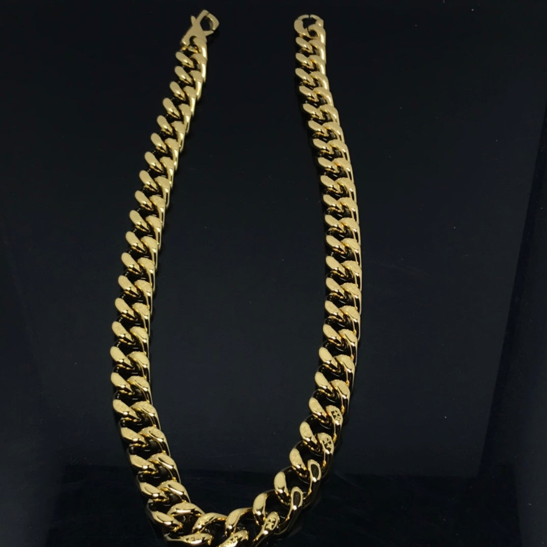 LV Necklaces 067