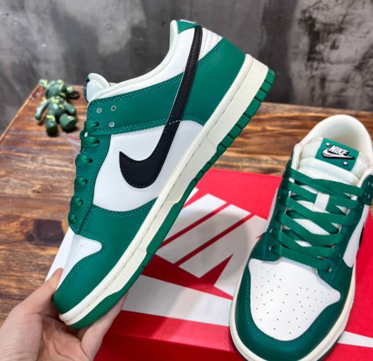 SAMC - NKE Shoes - 806