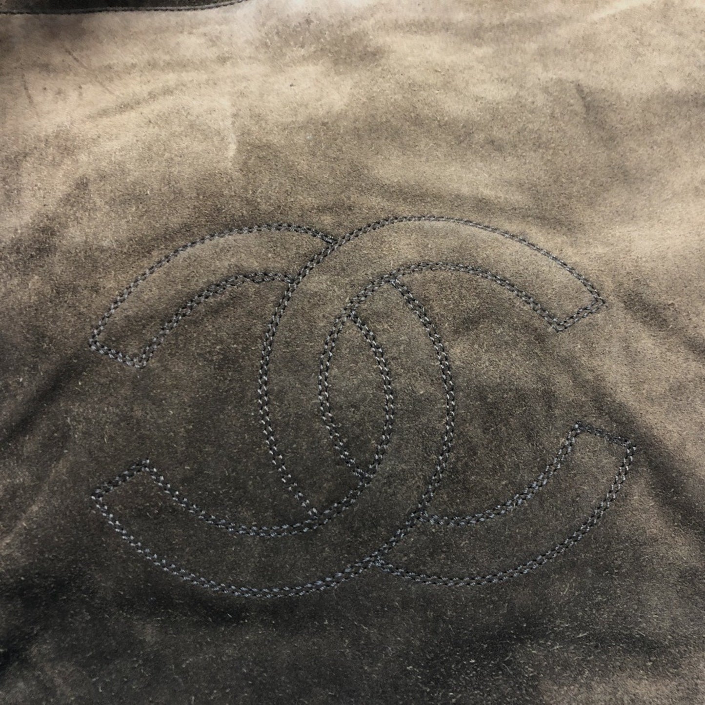 Chanel uede Tote Bag Brown