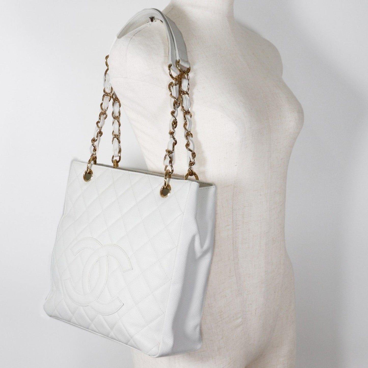 Chanel Classic Tote Bag Quilted Lambskin