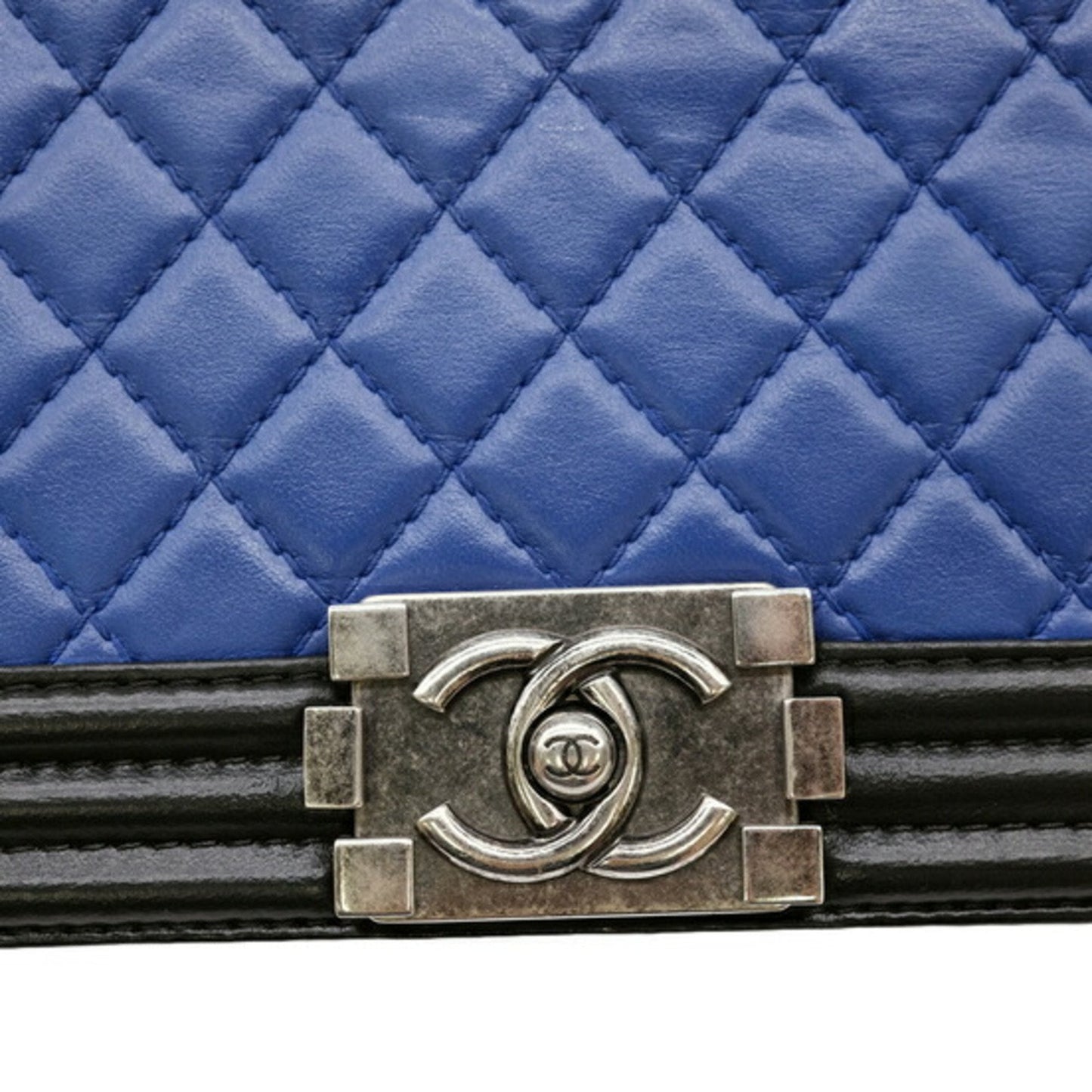 Chanel Boy Chanel Shoulder Bag BlueBlack