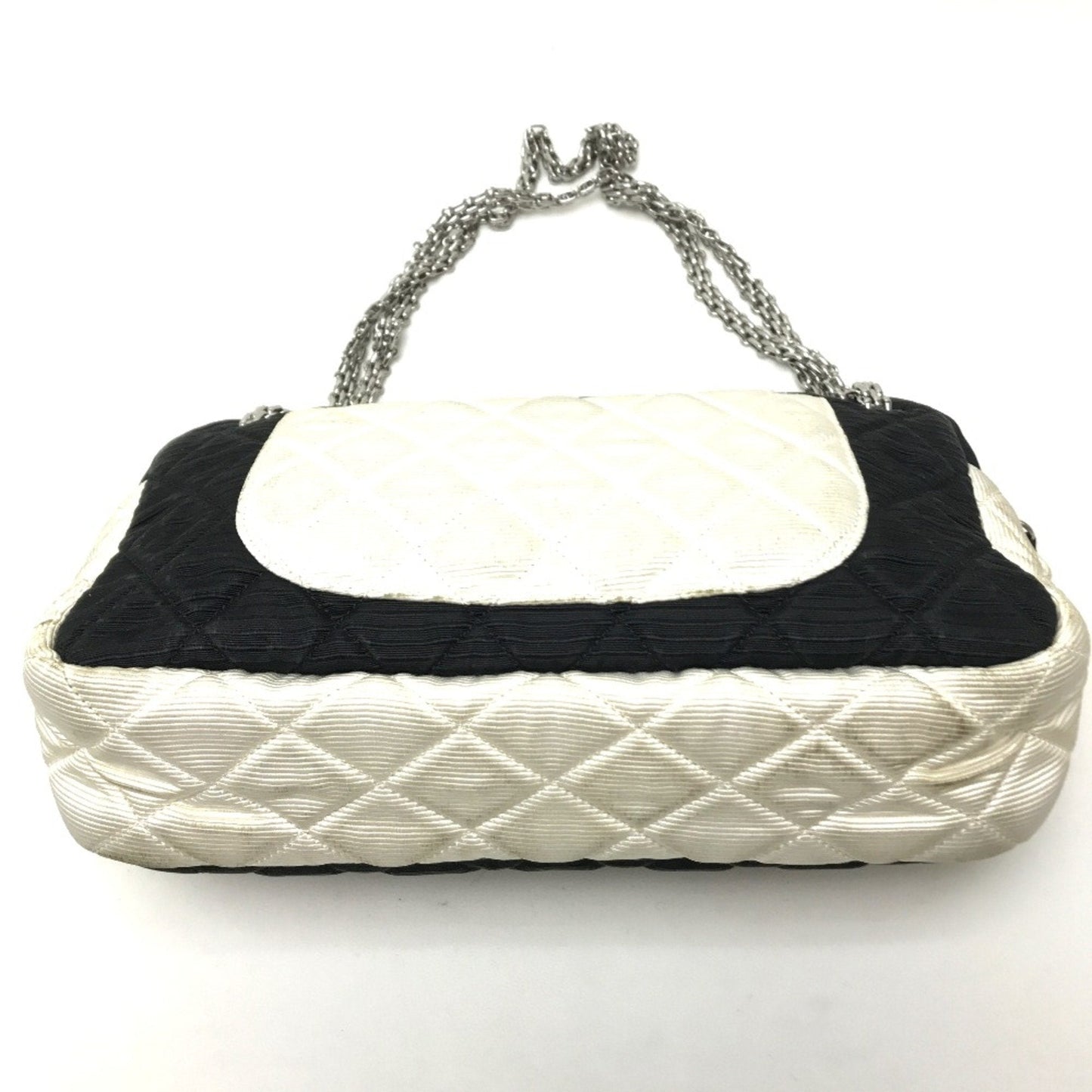 Chanel Quilted Chain Bag Classic Flap