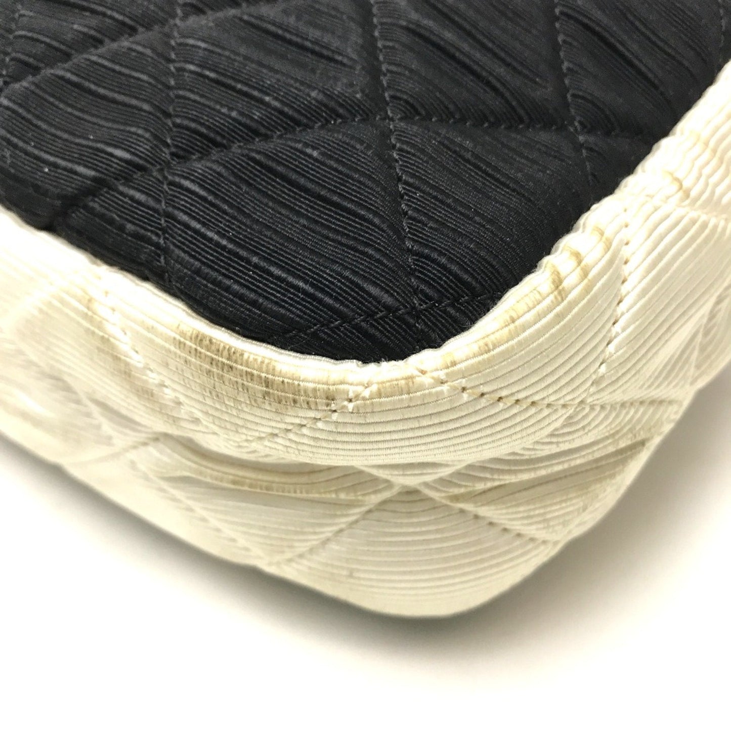 Chanel Quilted Chain Bag Classic Flap