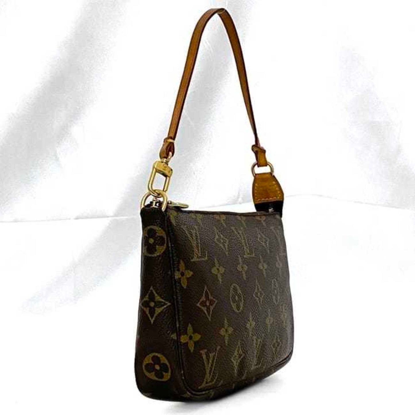 Pochette Flicie Monogram Clutch