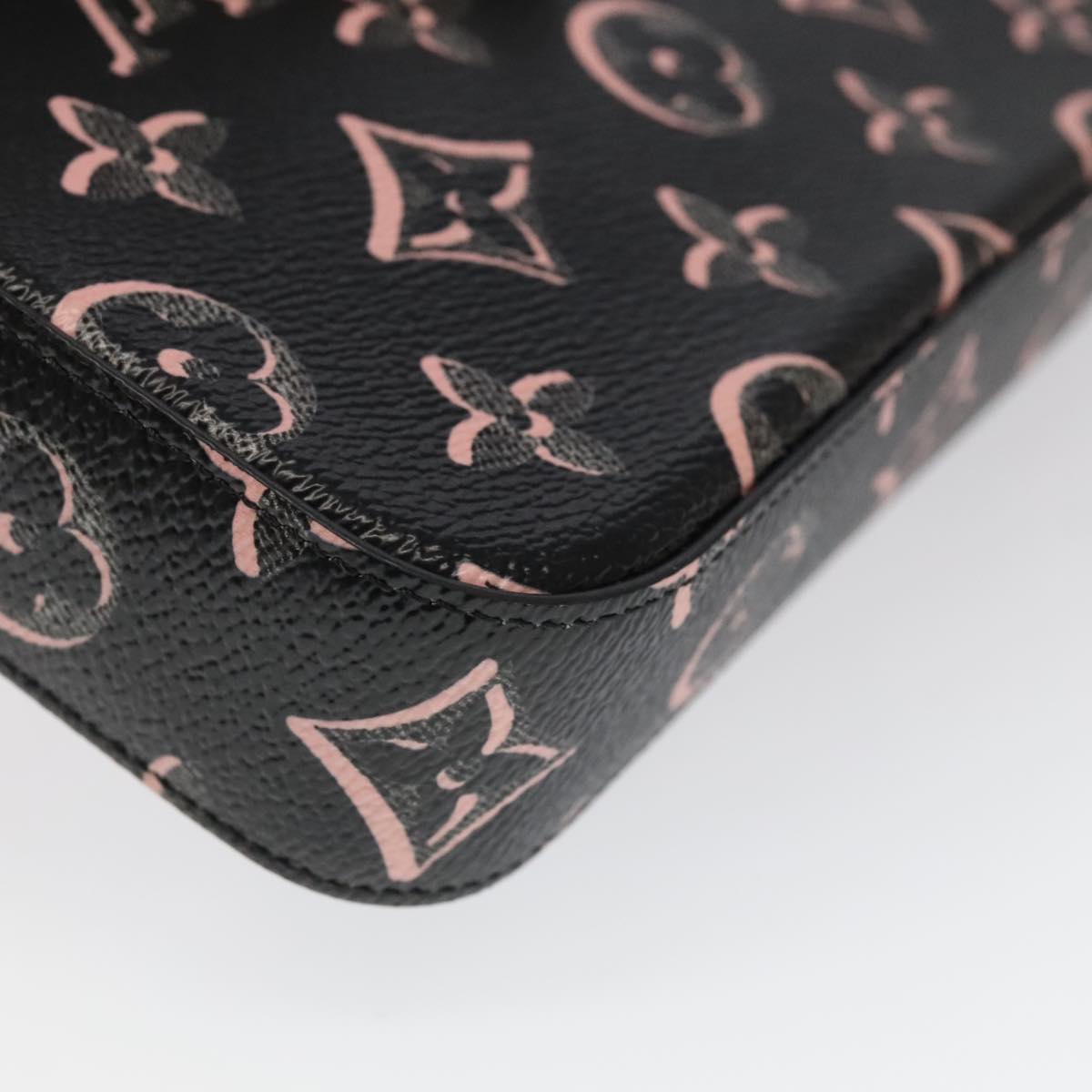 Pochette Felicie Monogram Empreinte Clutch