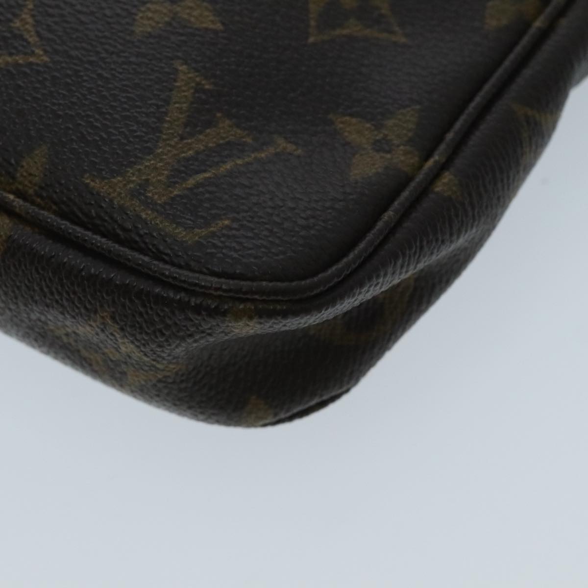 Pochette Accessoires Monogram Clutch