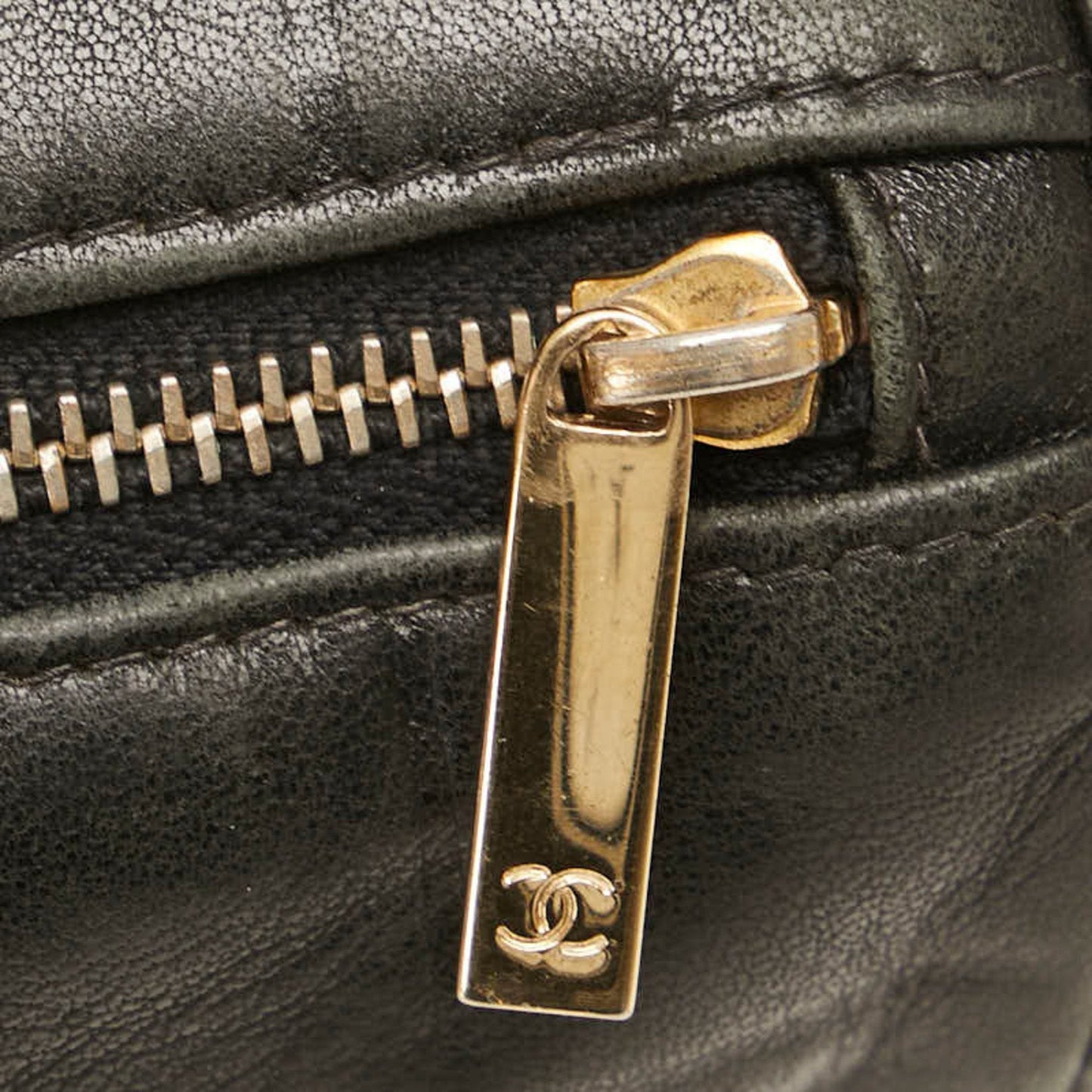 Chanel Chanel Barrel Bag Quilted Leather Clutch