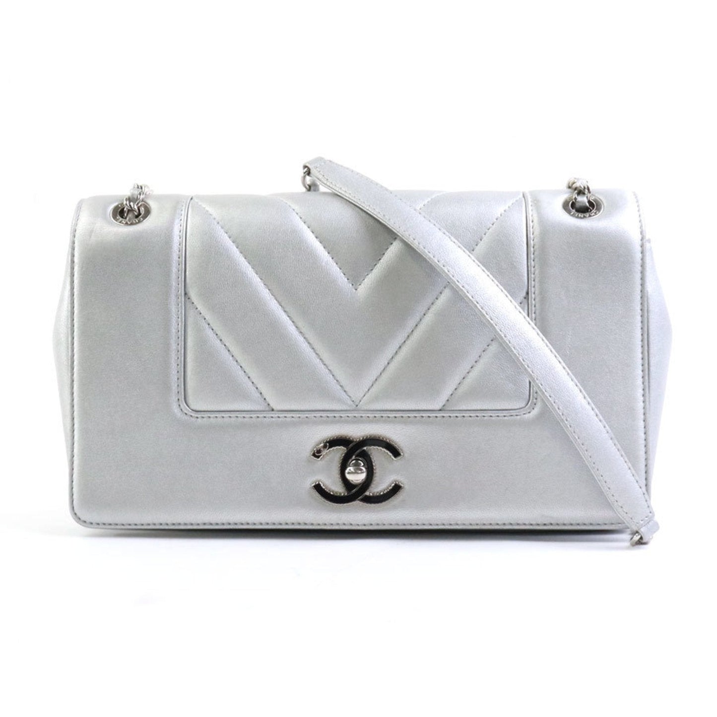 Chanel Chanel 19 Shoulder Bag Quilted