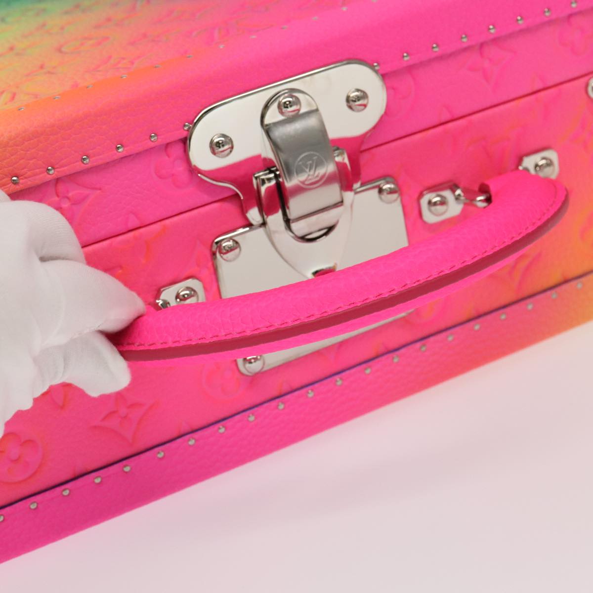 Horizon 50 Suitcase Rainbow Monogram