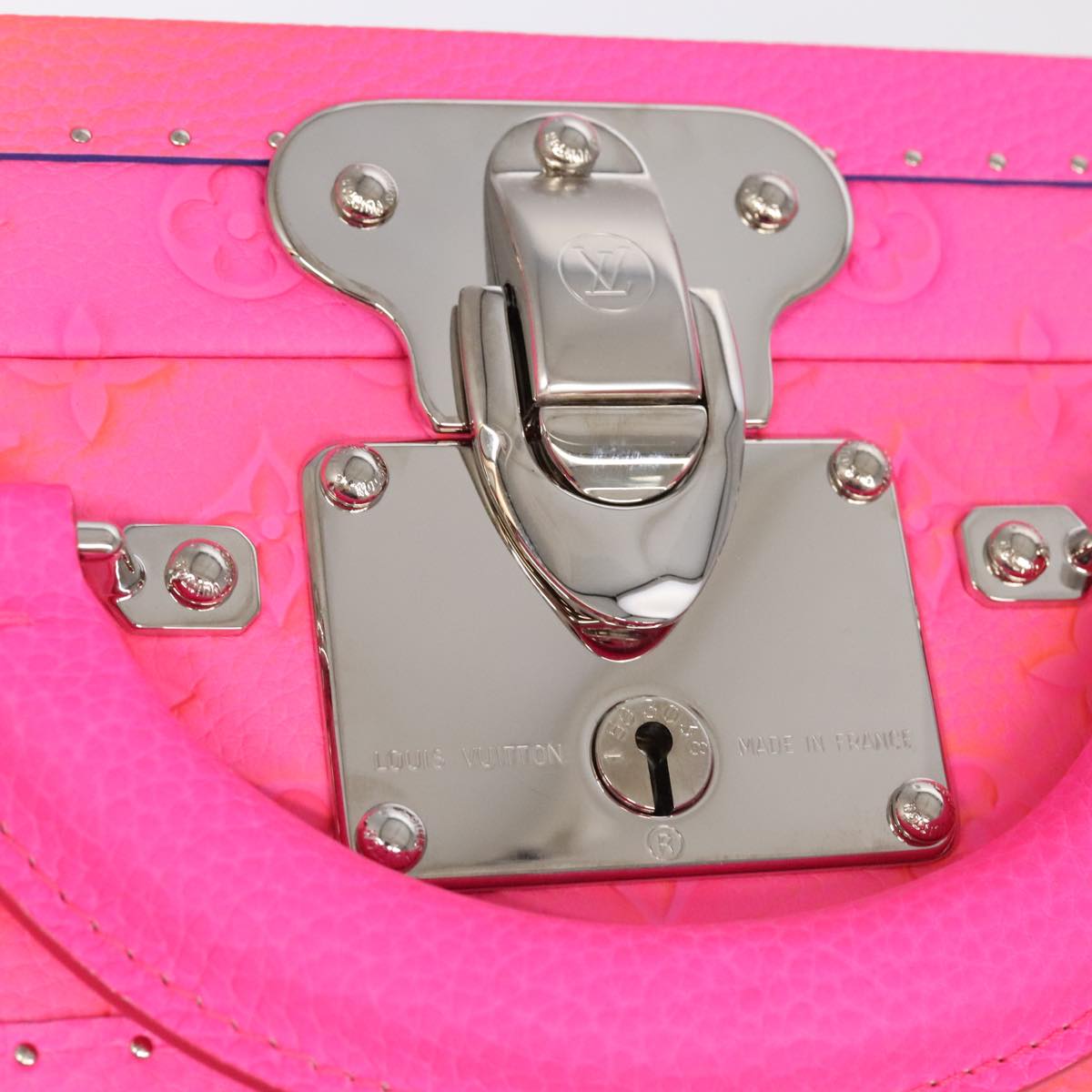 Horizon 50 Suitcase Rainbow Monogram