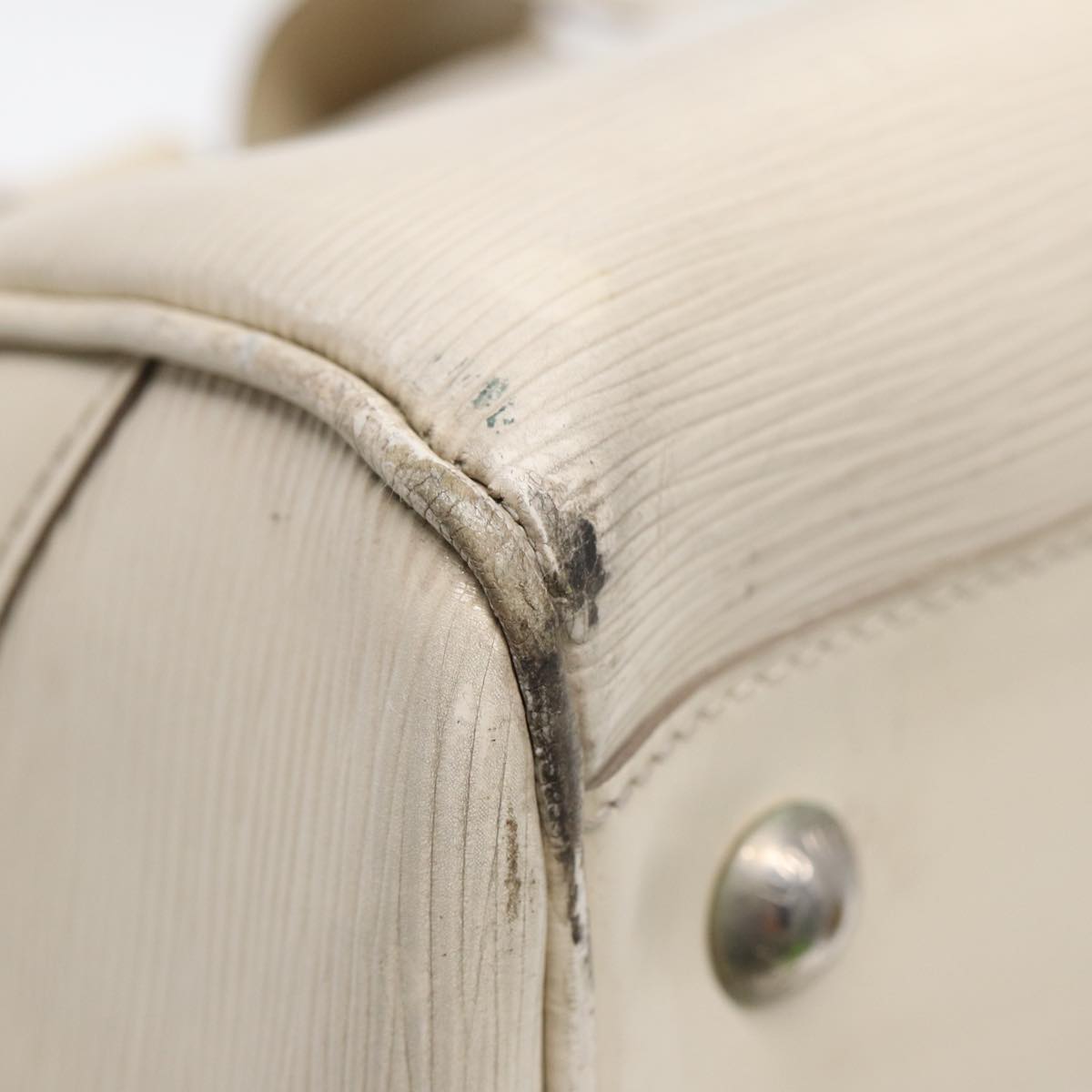 Artsy MM Handbag Cream Leather