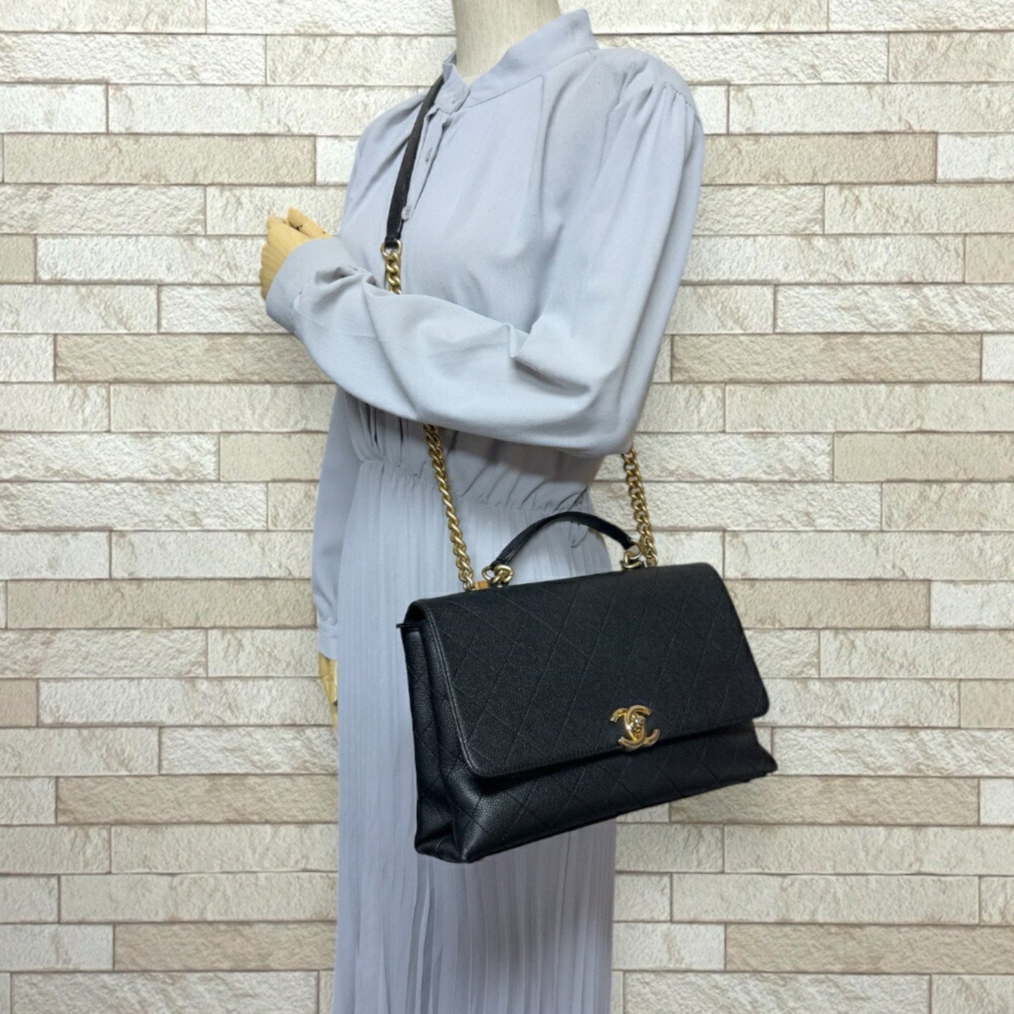 Chanel Chanel 19 Medium Flap Bag