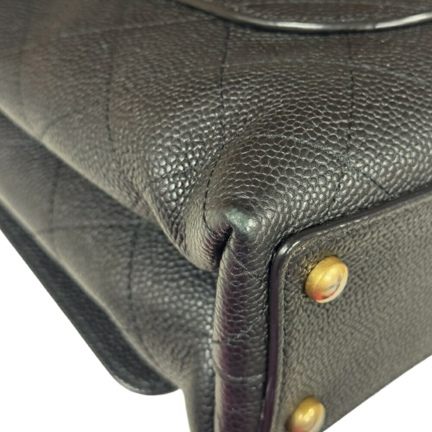 Chanel Chanel 19 Medium Flap Bag
