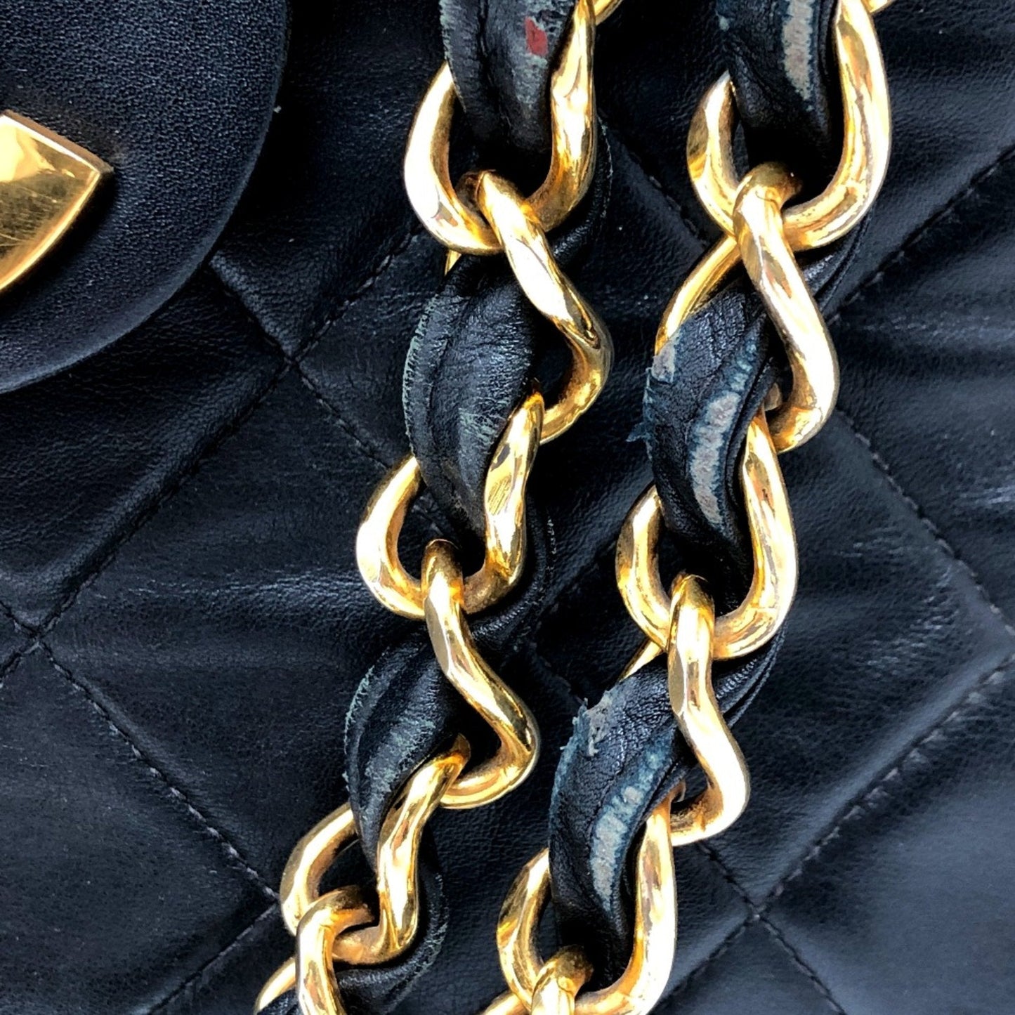Chanel Classic Flap Bag 255