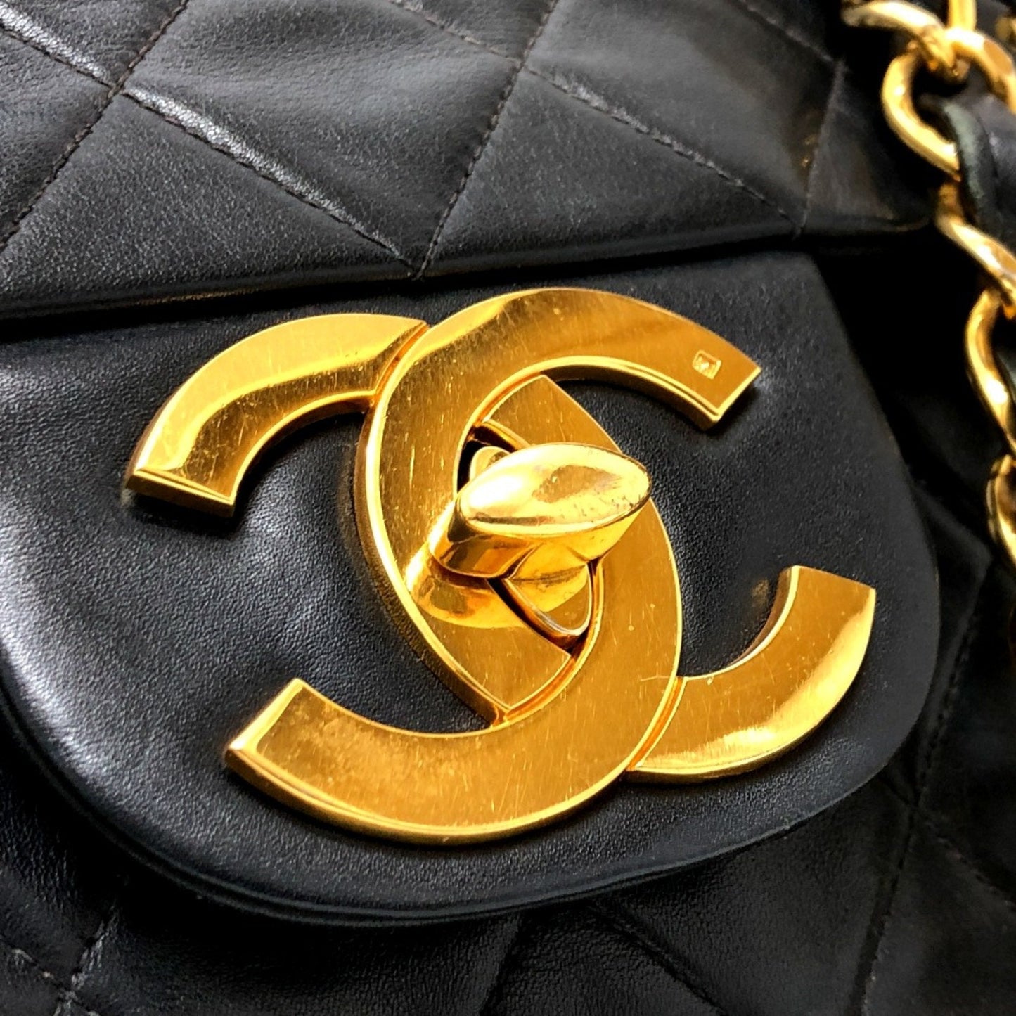 Chanel Classic Flap Bag 255