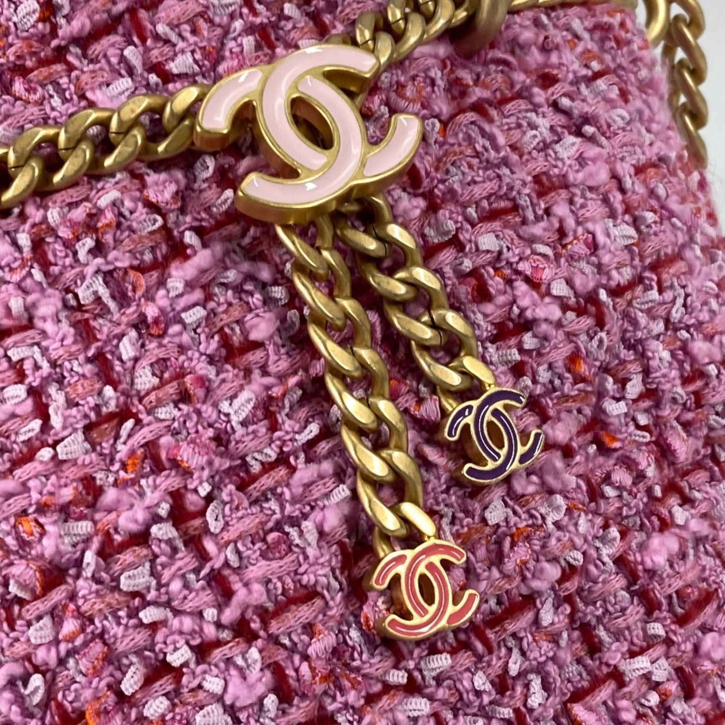 Chanel Tweed Bucket Bag Pink Tweed Model