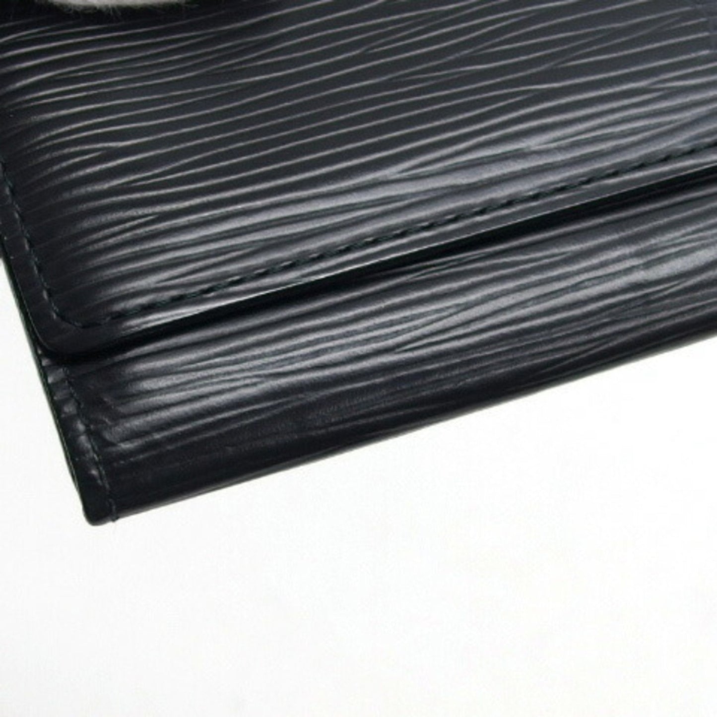 Epi Leather Zippy Wallet
