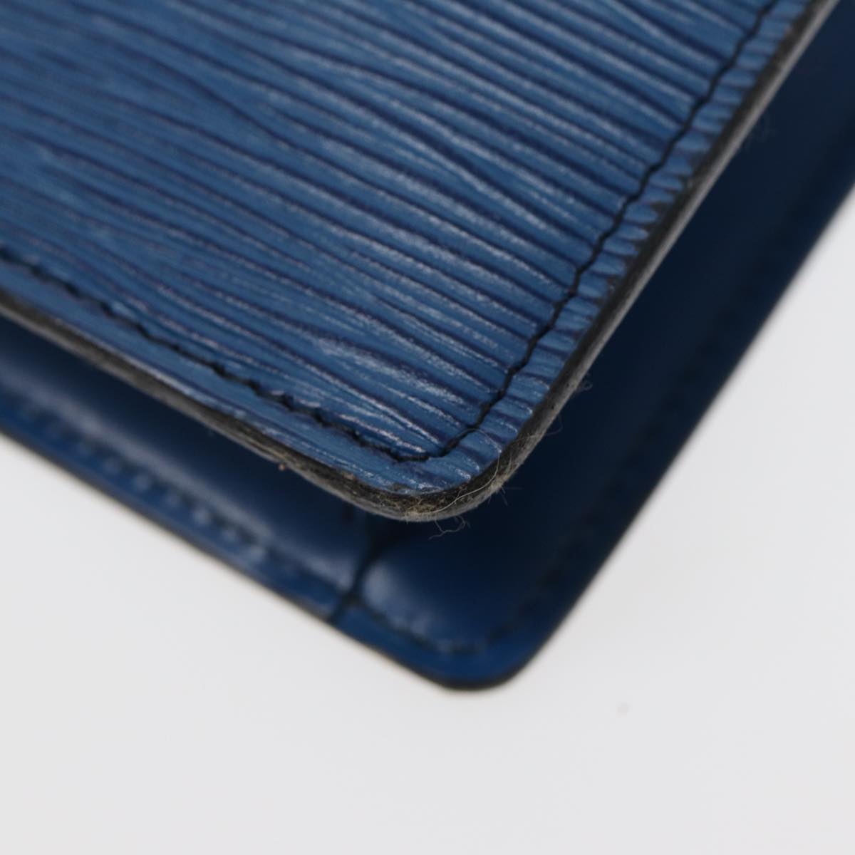 Epi Leather Zippy Wallet