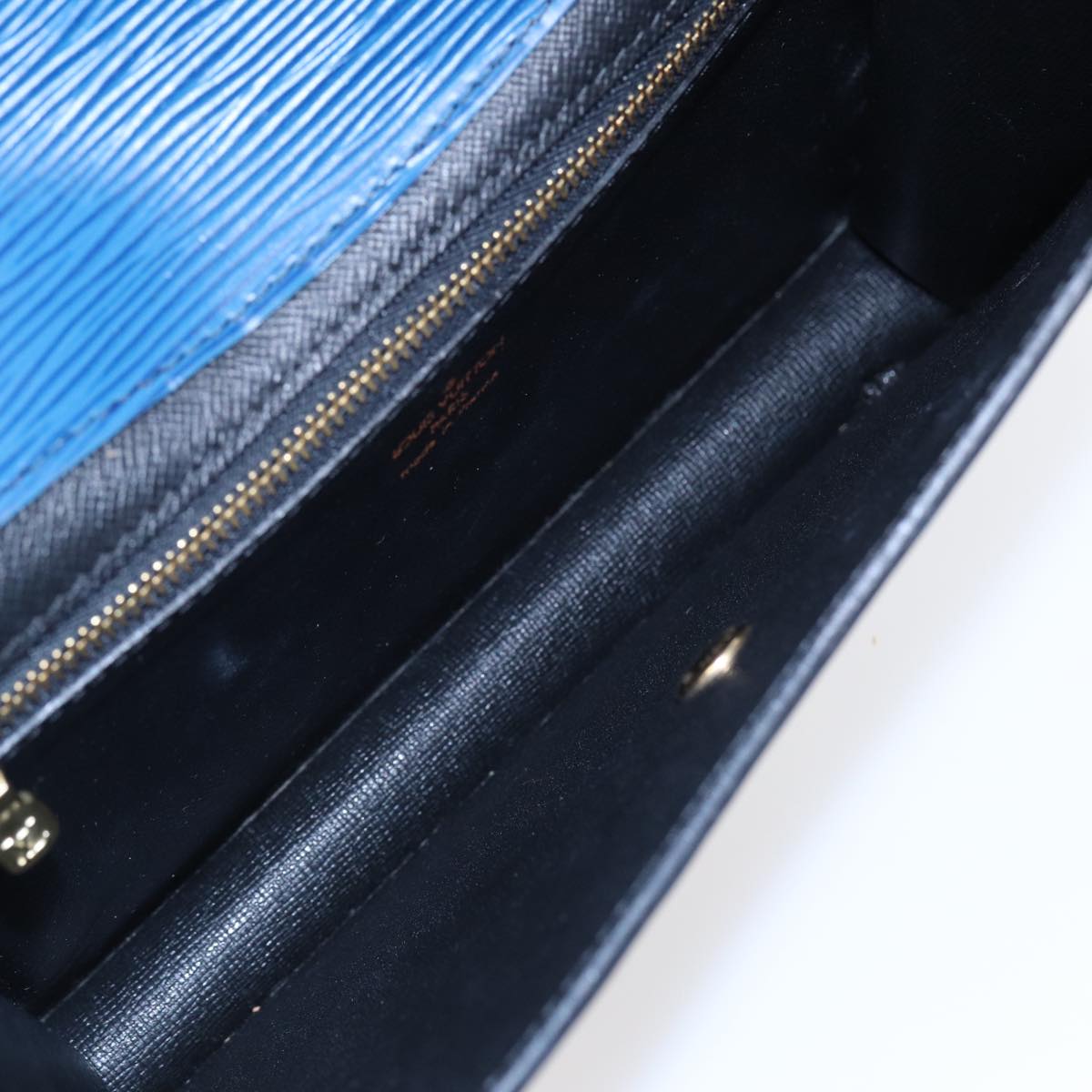 Epi Leather Zippy Wallet