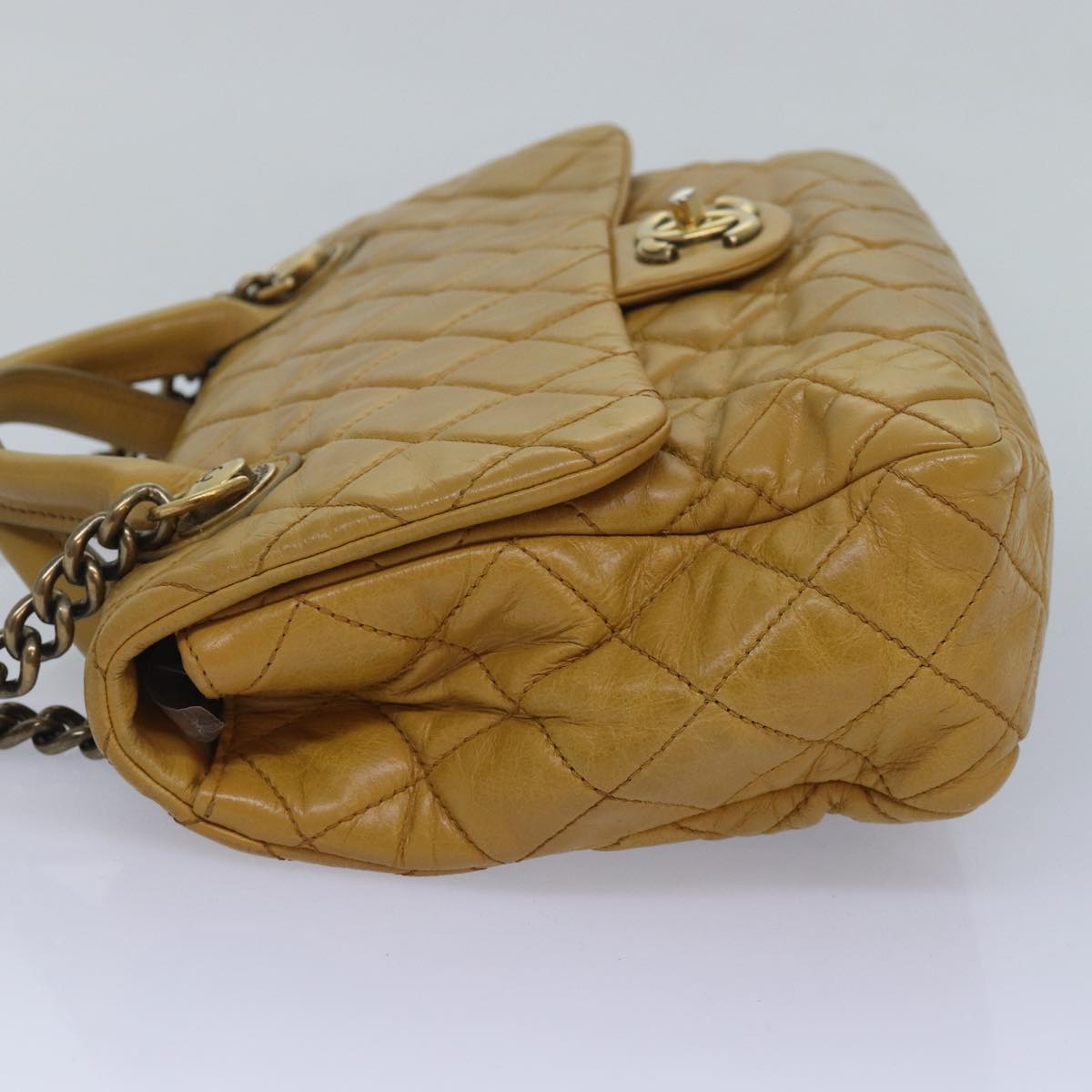 Chanel Quilted Chevron Flap Bag Classic Style