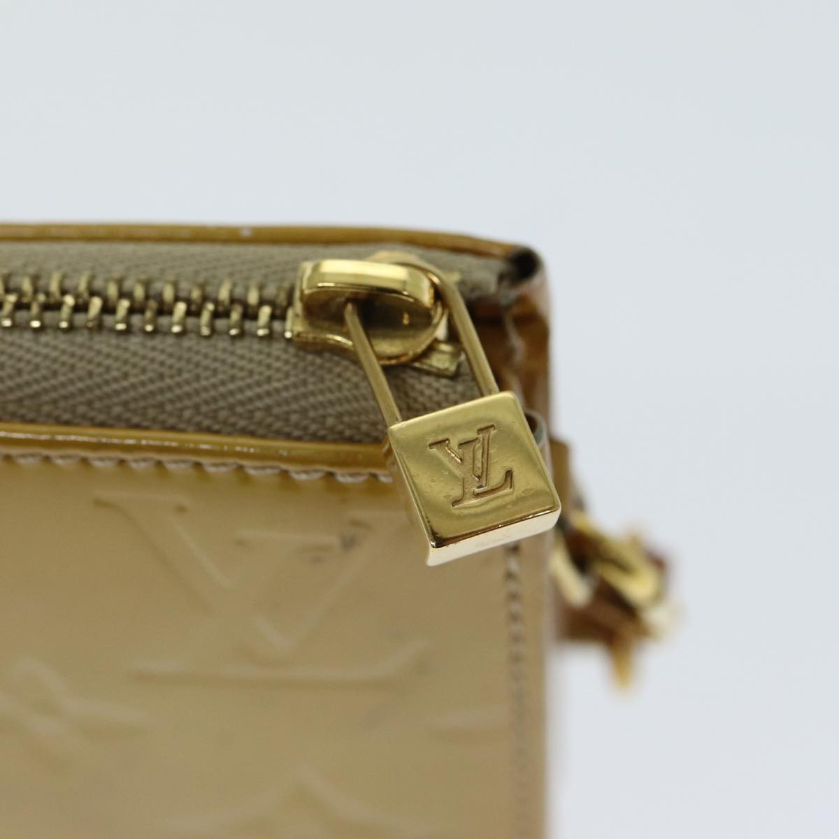 Pochette M90096 Patent Leather Clutch