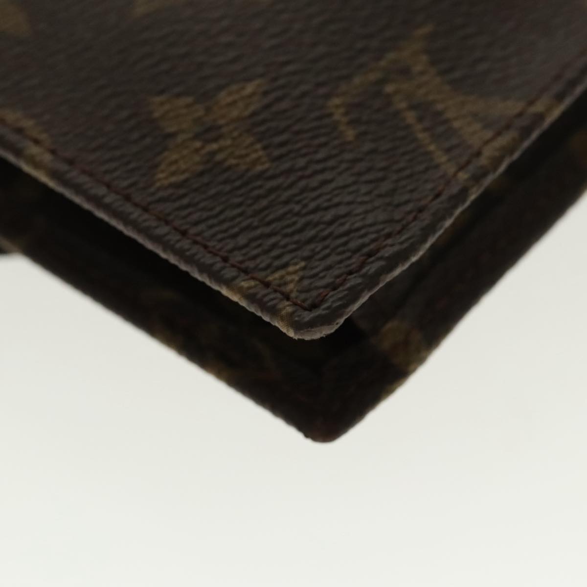 Monogram Canvas Pochette Clutch