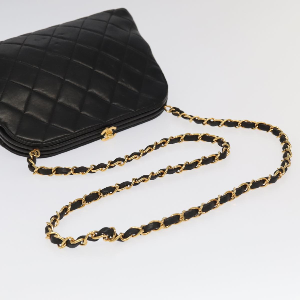 Chanel Vintage Quilted Leather Shoulder Bag