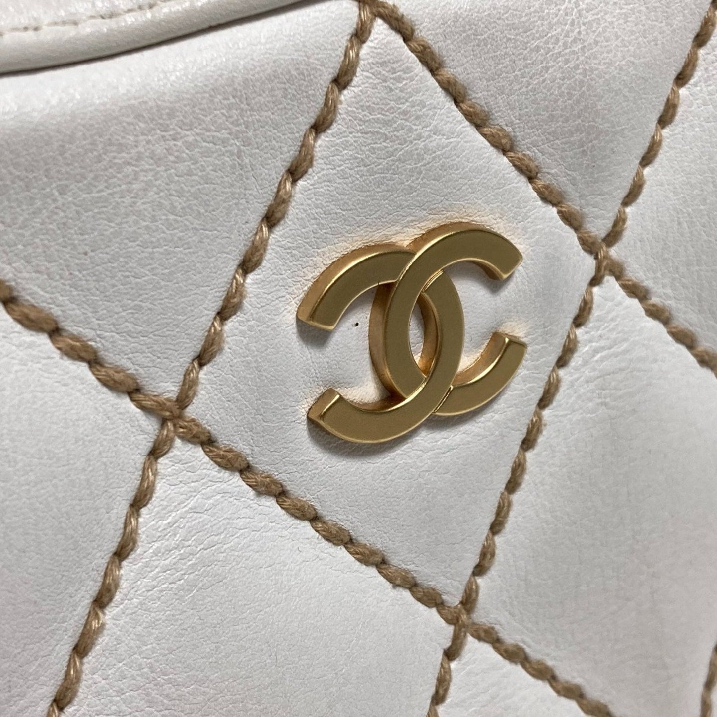 Chanel Classic Quilted Handbag Diamond Stitch