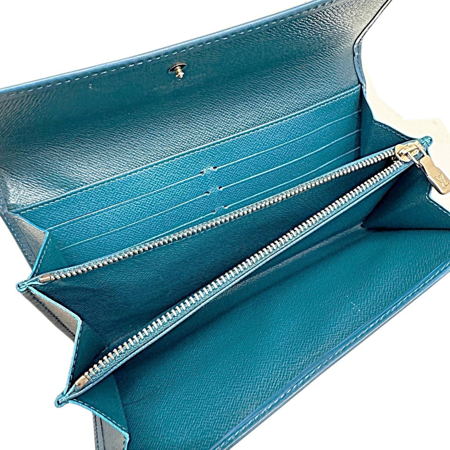 Luxury Leather Wallet with Slightly Rubbed Finish