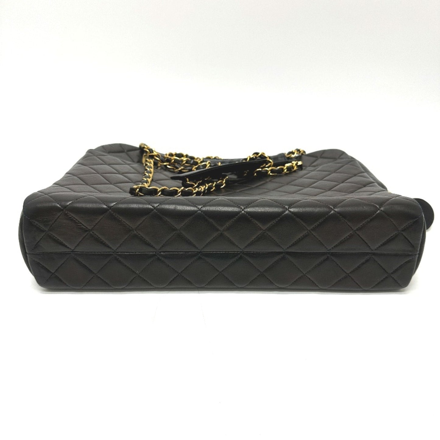 Chanel Classic Jumbo Shoulder Bag