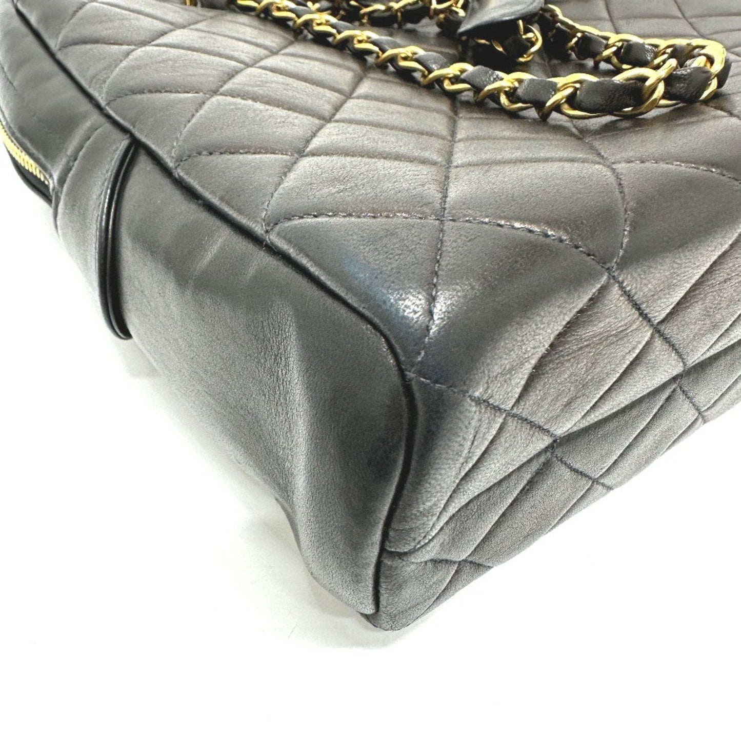 Chanel Classic Jumbo Shoulder Bag
