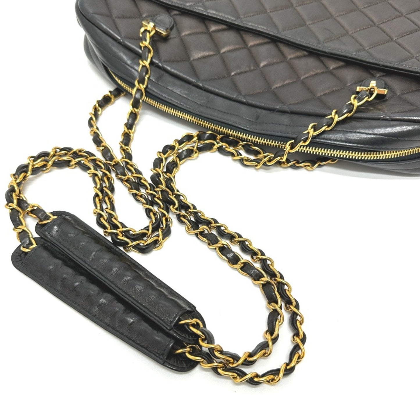 Chanel Classic Jumbo Shoulder Bag