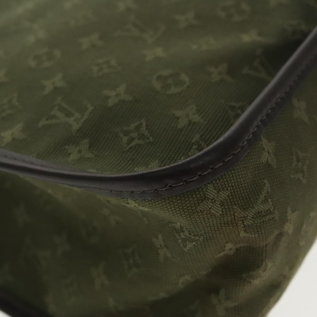 Monogram Canvas Pochette Mtis Shoulder Bag