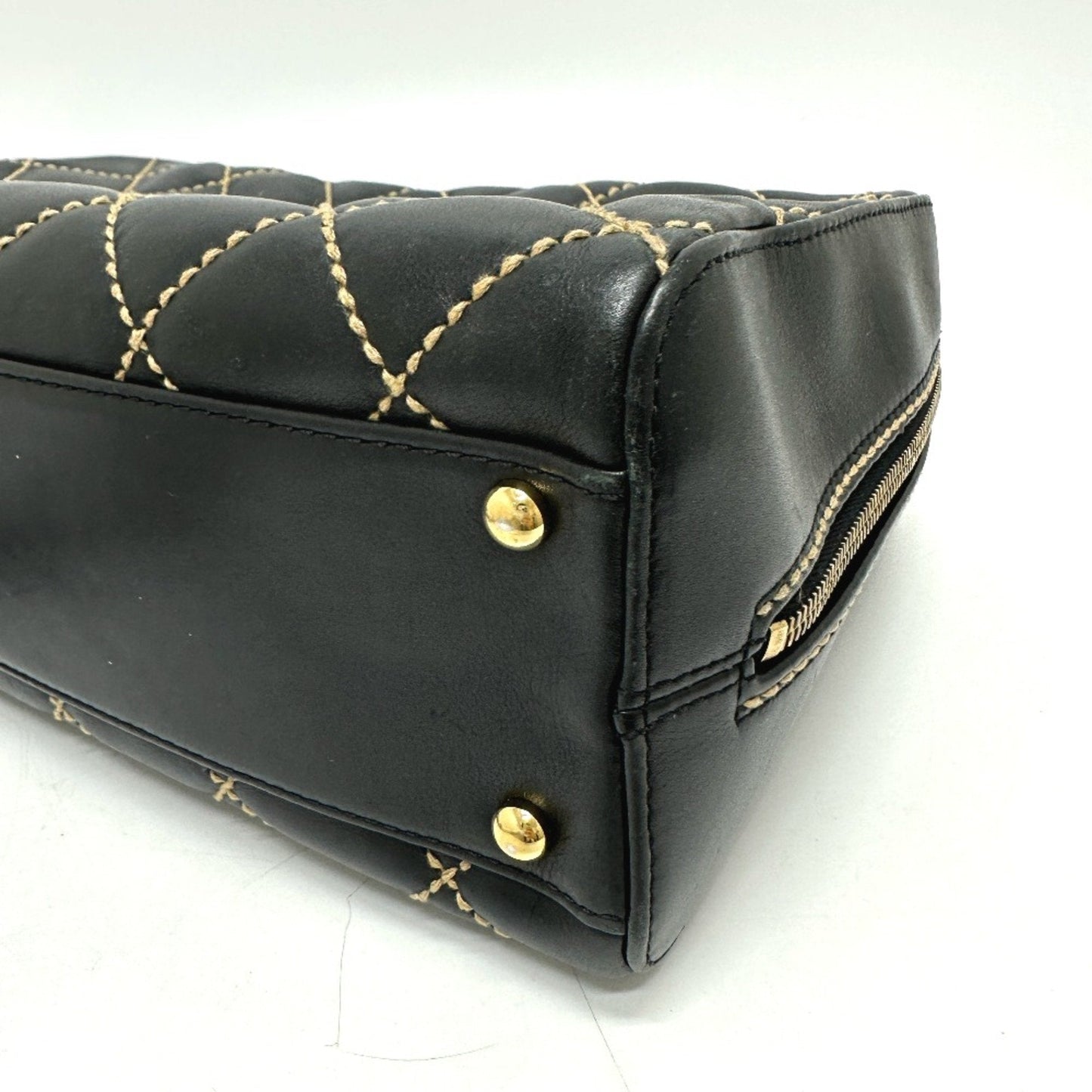 Chanel Quilted Leather Handbag Diamond Style