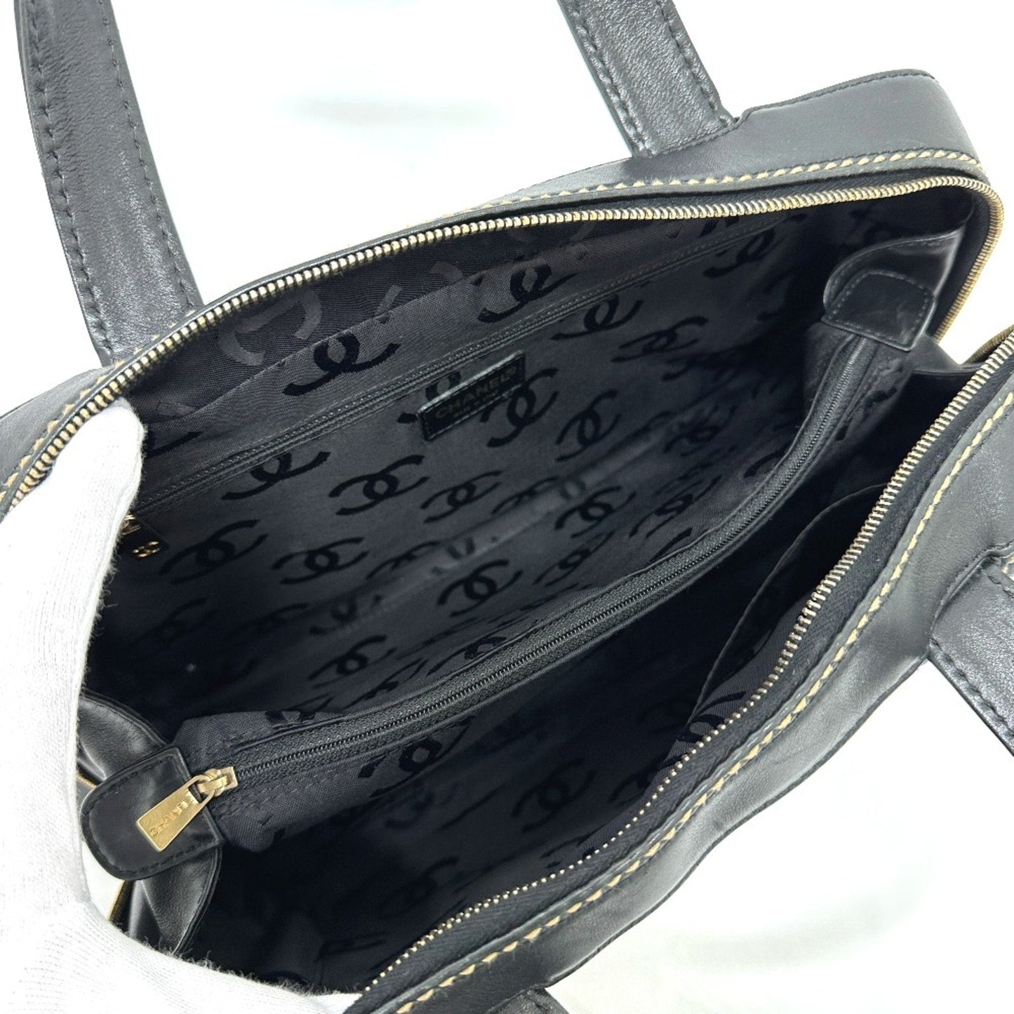 Chanel Quilted Leather Handbag Diamond Style