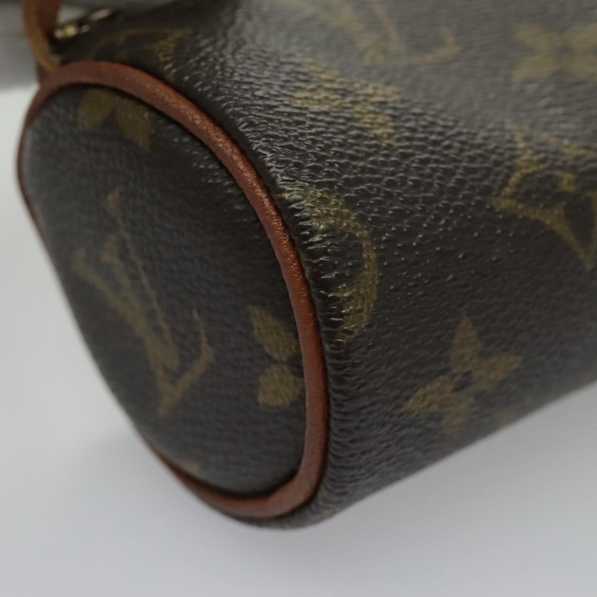 Pochette Toilette 26 Monogram Clutch
