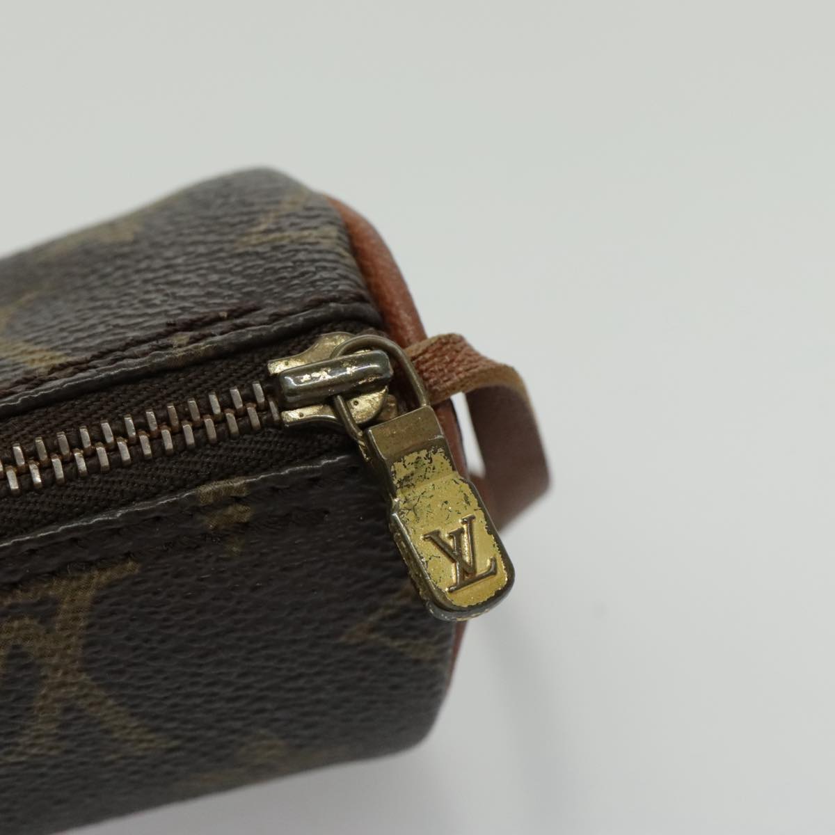 Pochette Toilette 26 Monogram Clutch